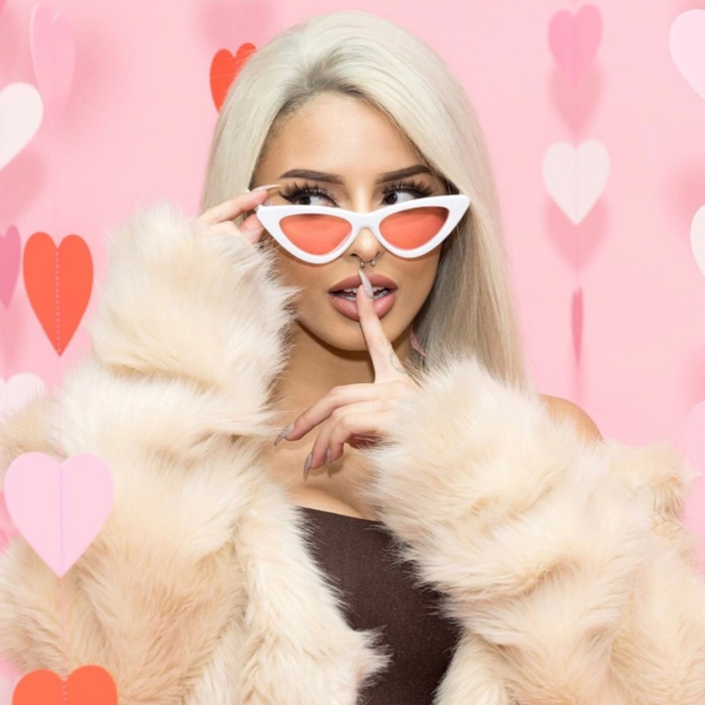 Last Slim Lolita Streamlined Cat Eye Sunglasses